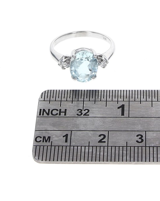 Oval Aquamarine and Diamond Ring in White Gold